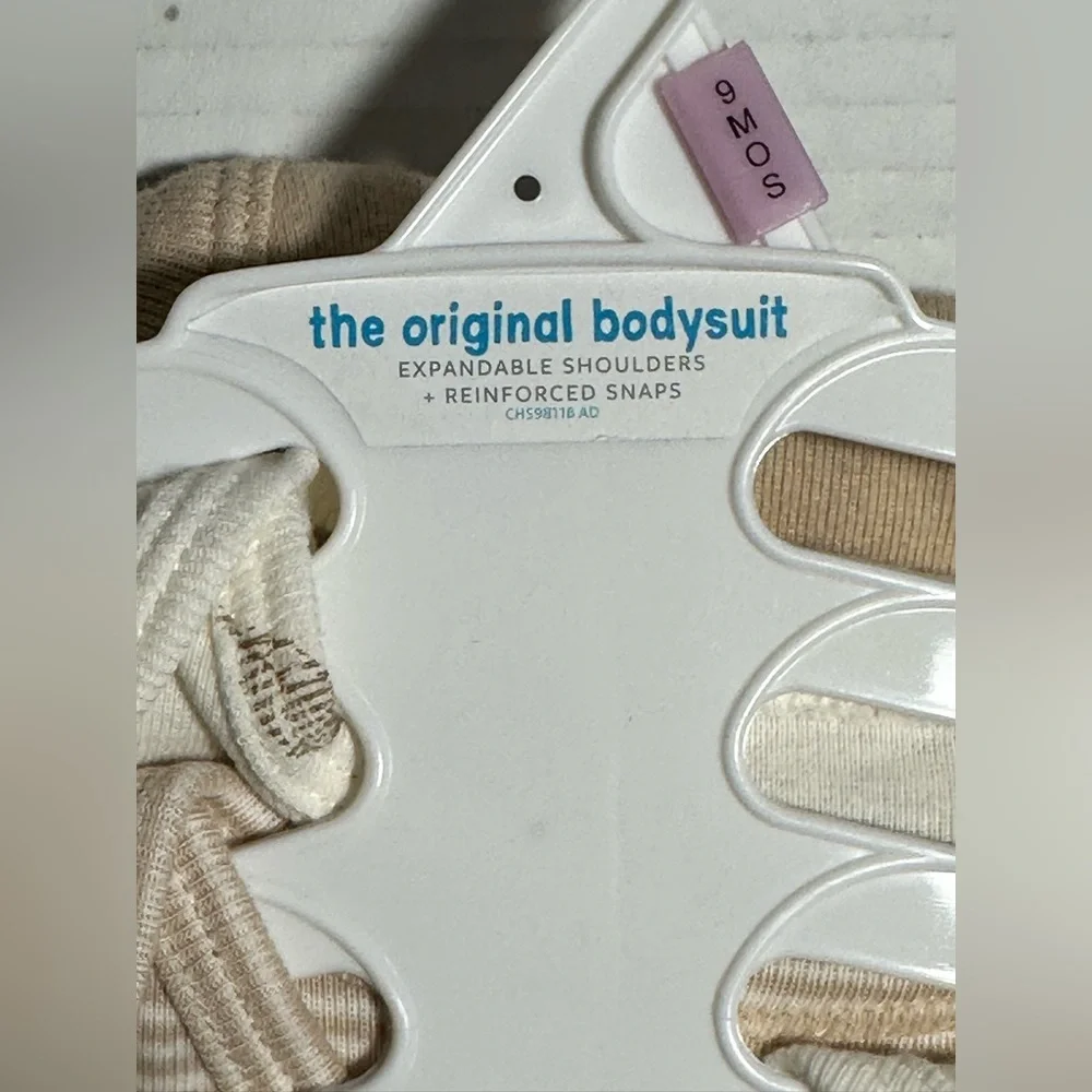 Carters Bodysuits 4 Piece Gender Neutral Colors Size‎ 9M Ducks Stripes Tan Beige